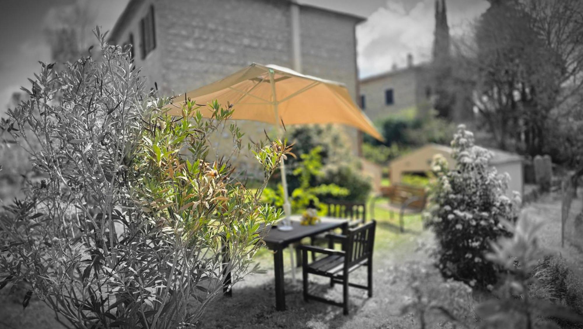 Villa A Casa Di Gabri Montefollonico Exterior foto