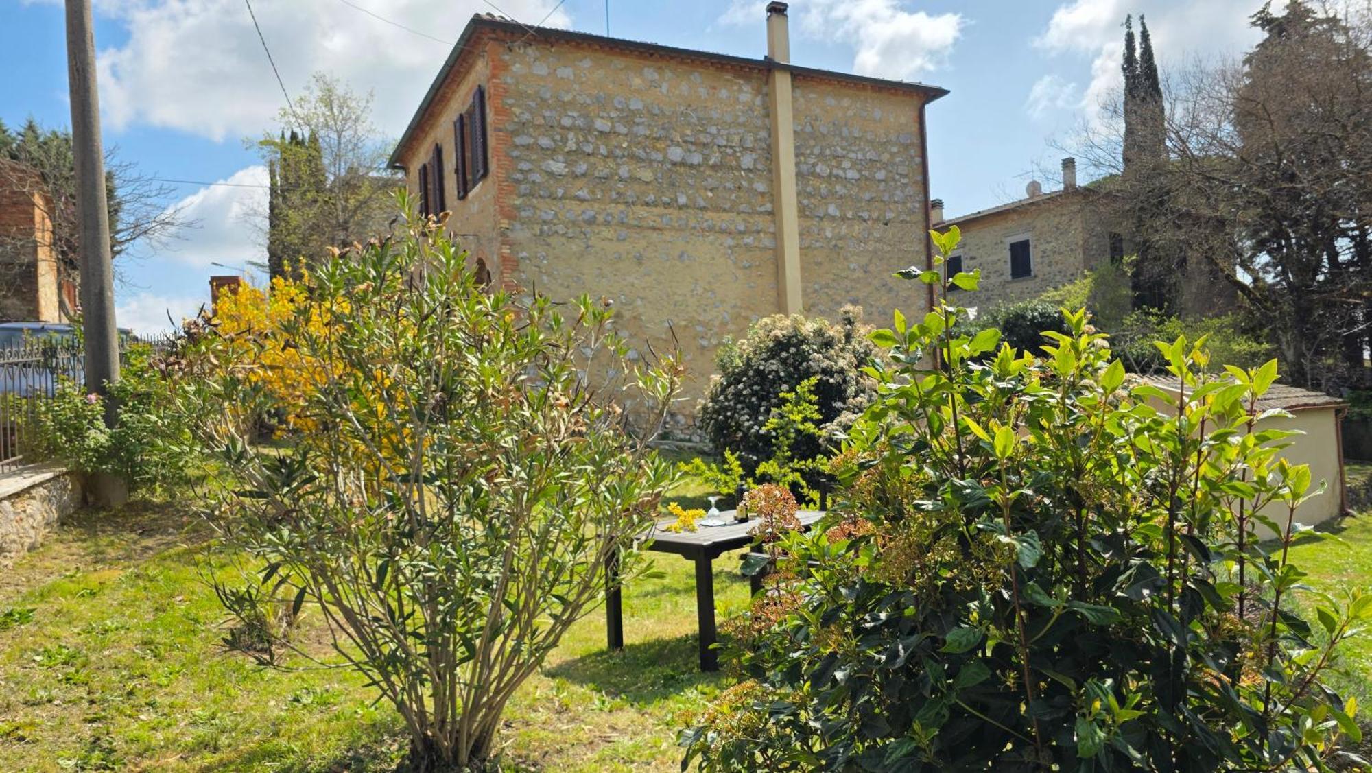 Villa A Casa Di Gabri Montefollonico Exterior foto